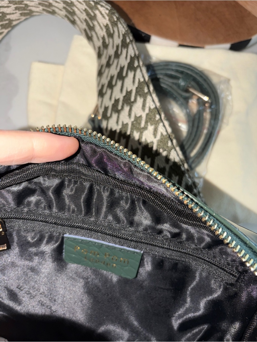 Pom Pom London Pine green croc City crossbody bag purse houndstooth strap NWT - Picture 6 of 6